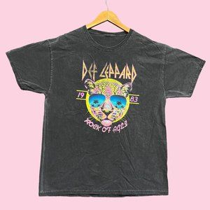 Def Leppard Rock of Ages 1983 Rock Band Tee L